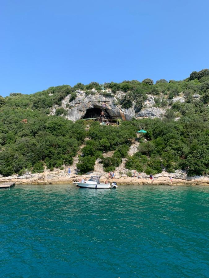 Apartment Creo Loborika Marcana Bagian luar foto