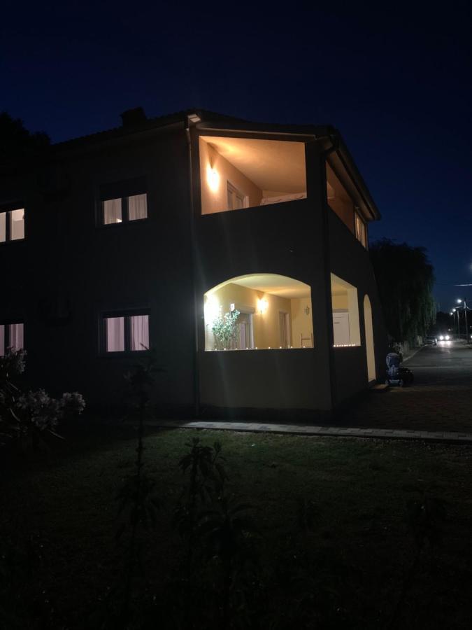 Apartment Creo Loborika Marcana Bagian luar foto