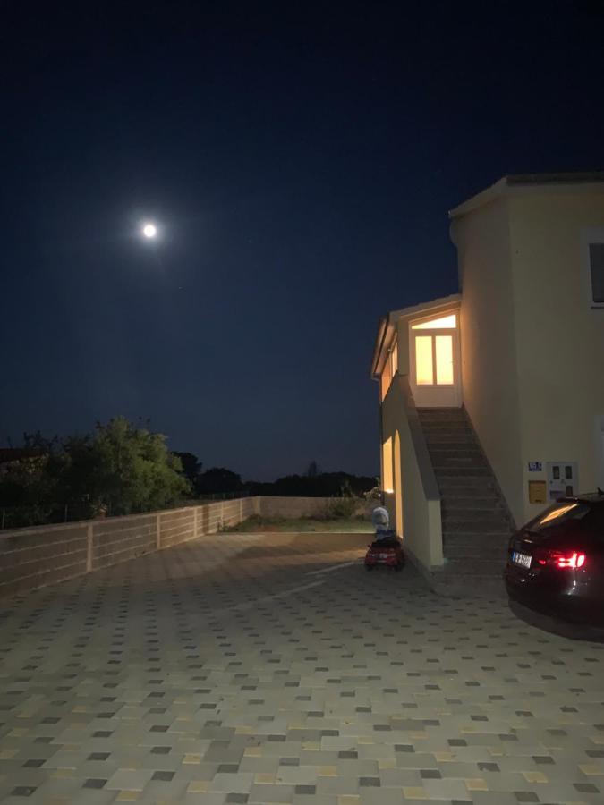 Apartment Creo Loborika Marcana Bagian luar foto